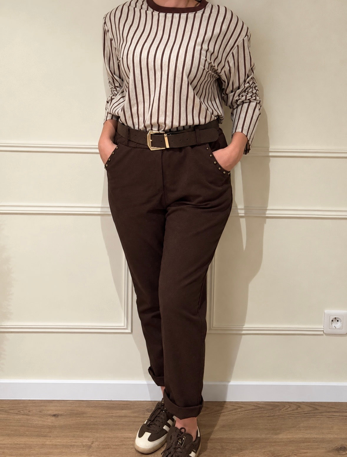 Pantalon Poches cloutés avec ceinture et poches