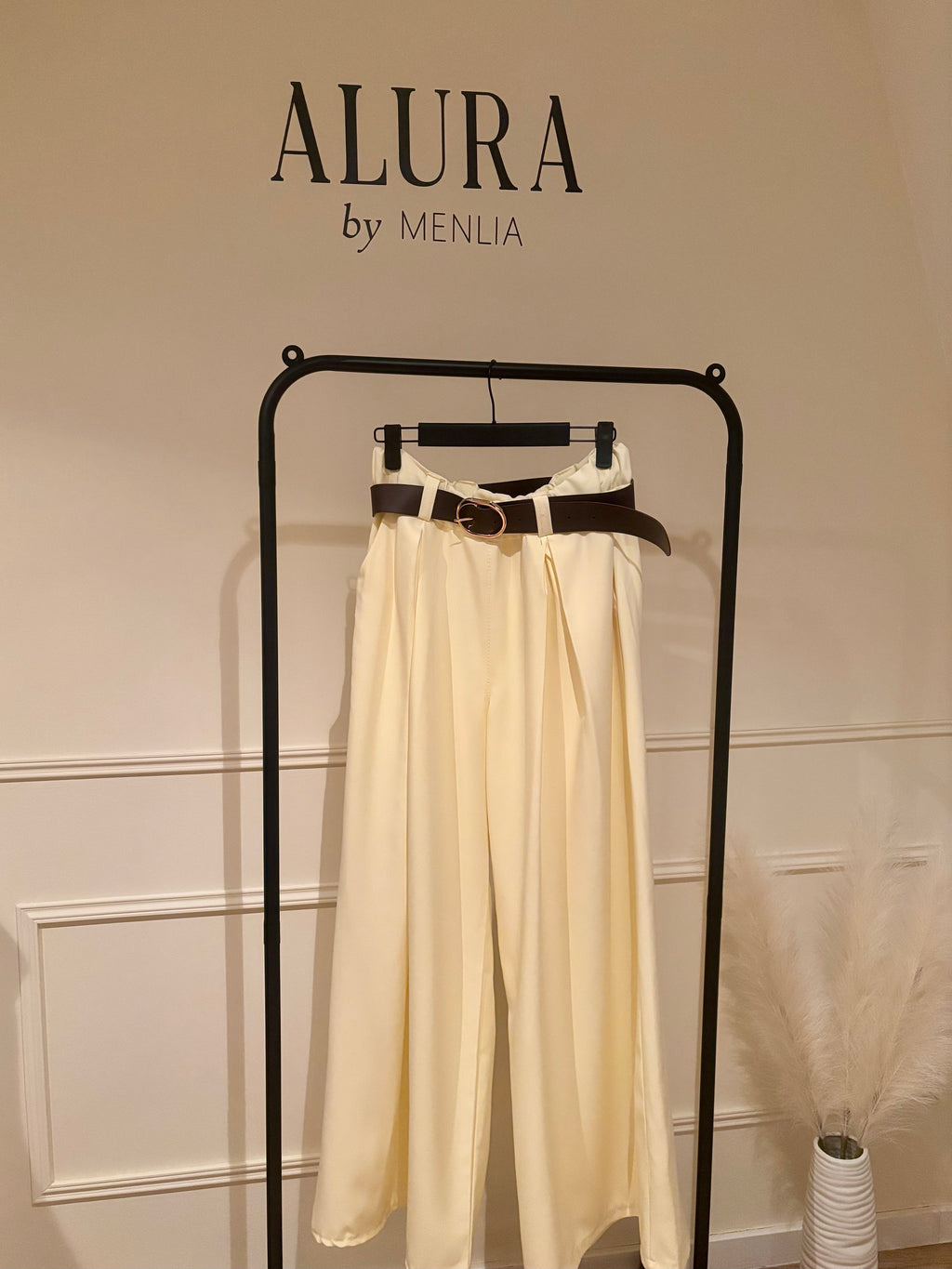 Pantalon Évasé Large Chic Avec Ceinture Marron
